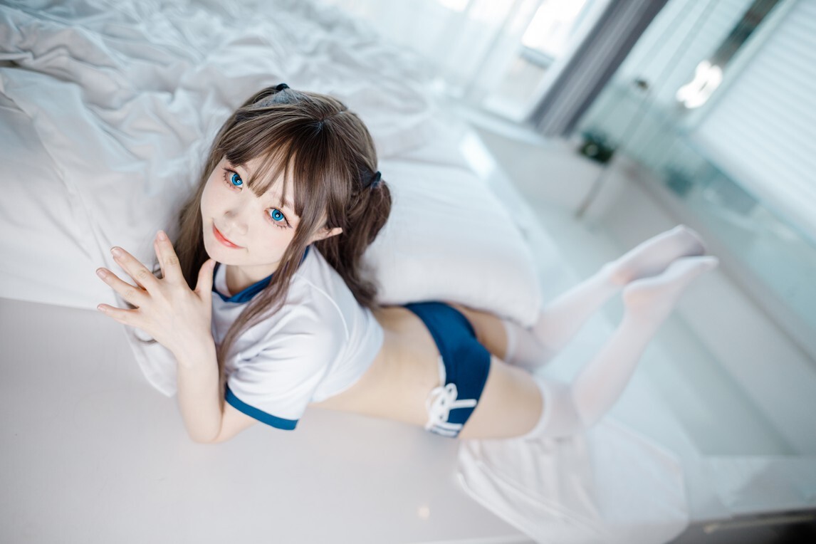 神沢永莉 - 半双马尾体操服大腿袜 [68P-211MB]