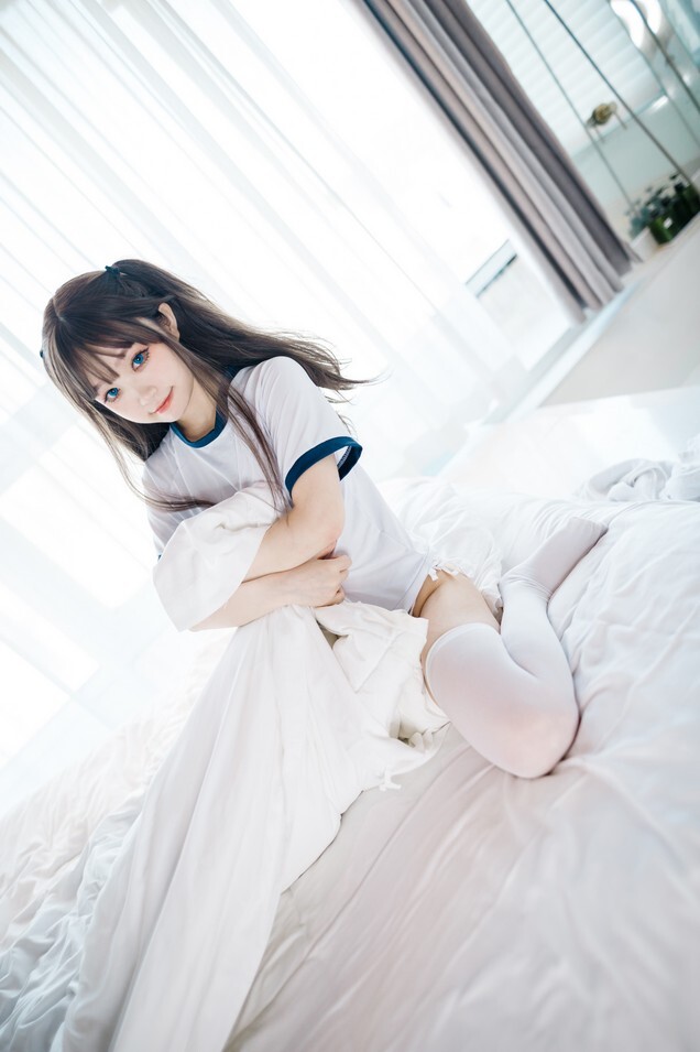 神沢永莉 - 半双马尾体操服大腿袜 [68P-211MB]