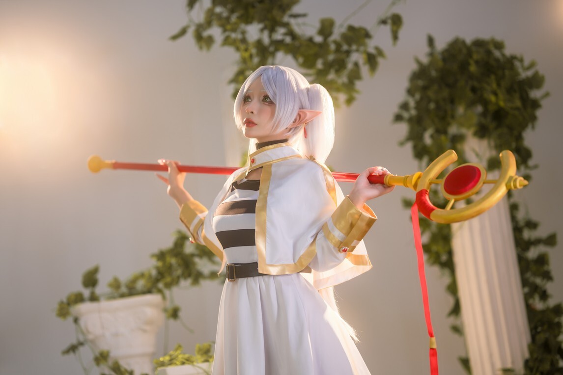 Umeko J - Frieren [121P-1.25GB]