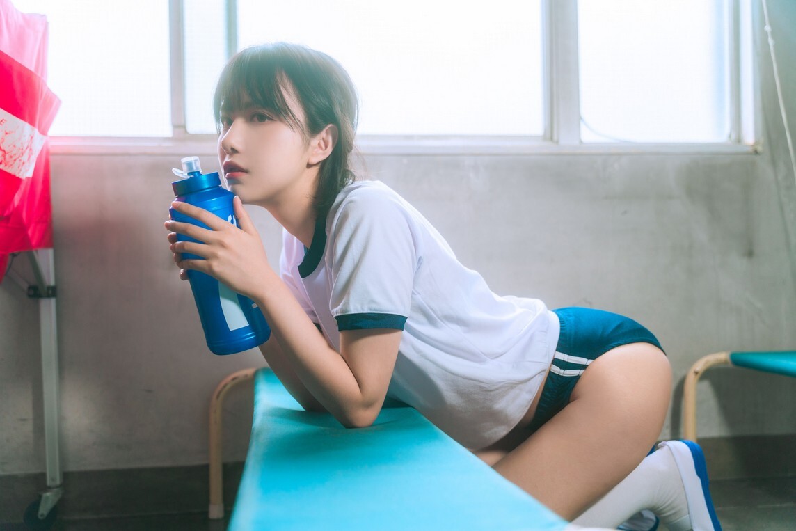 Shika小鹿鹿 - 体操服妹妹 [21P-96MB]