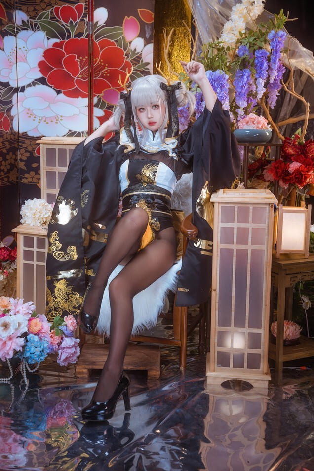 萌芽儿 - 白兔和服 [18P-267MB]