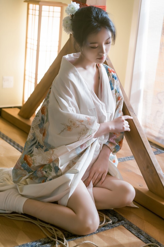 桃良阿宅 - 紧缚 [56P-275MB]