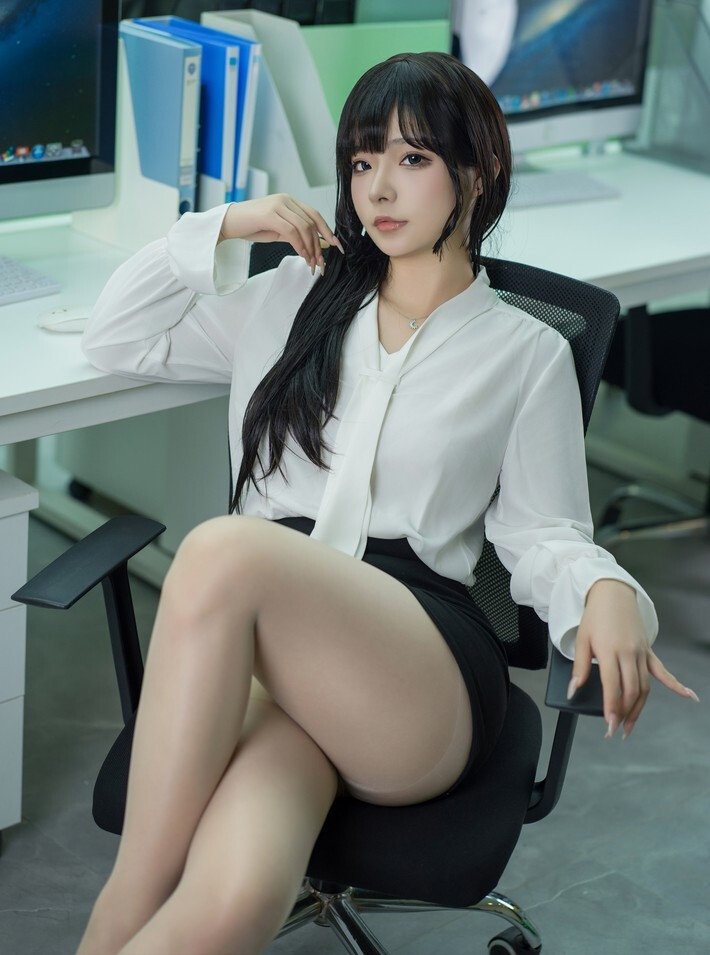 Kokuhui - 潜规则 [137P-2.28GB]