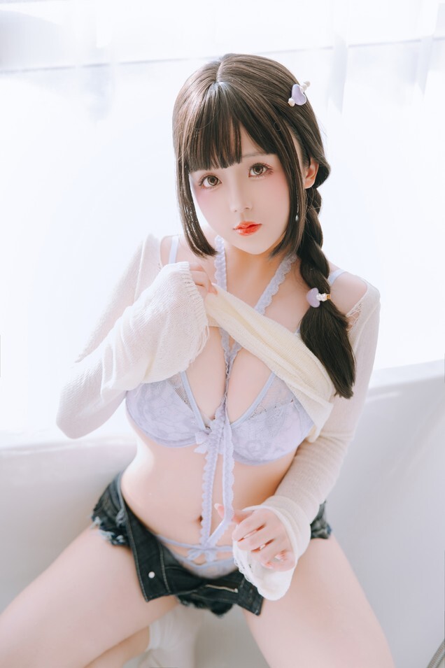日奈娇 - 牛仔裤任期 [131P1V-1.54GB]