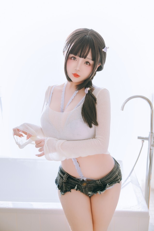 日奈娇 - 牛仔裤任期 [131P1V-1.54GB]