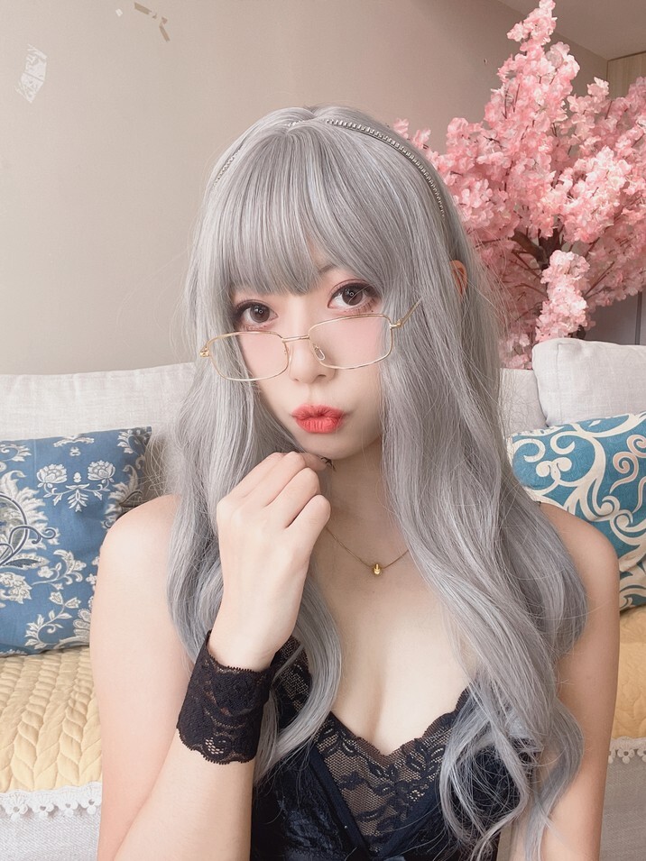 Money冷冷 - 吊带高叉 [83P3V-3.62GB]