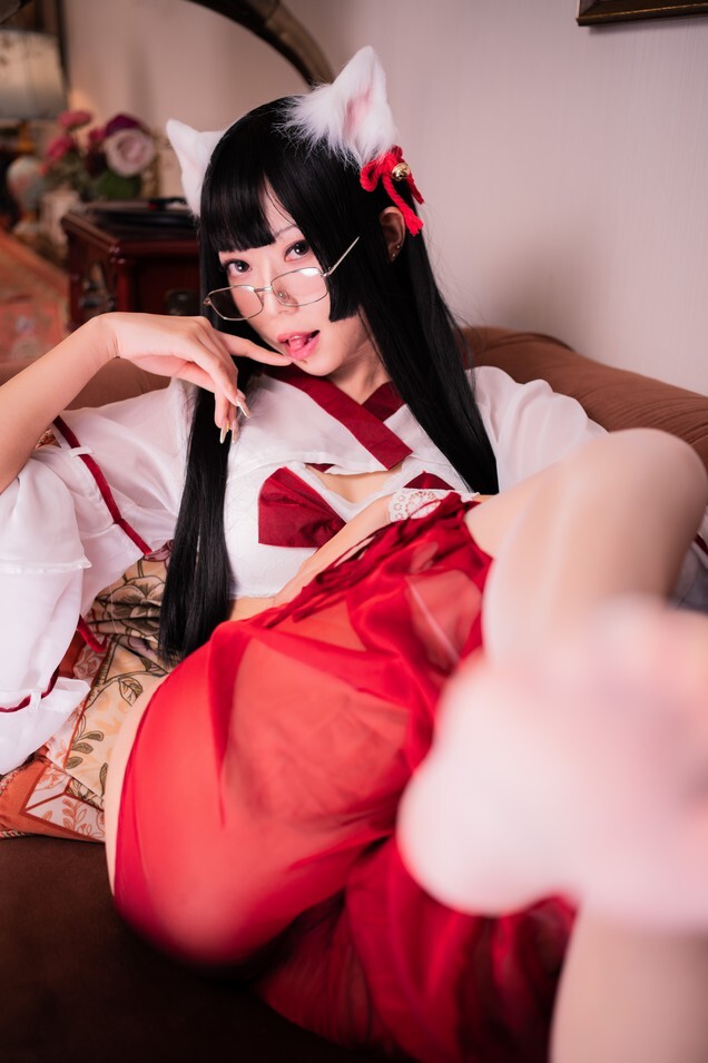 Money冷冷 - 巫女 大图 [60P2V-2.34GB]