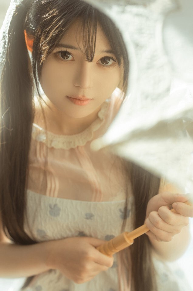 rua阮阮 - 花房 小裙子 [54P-660MB]