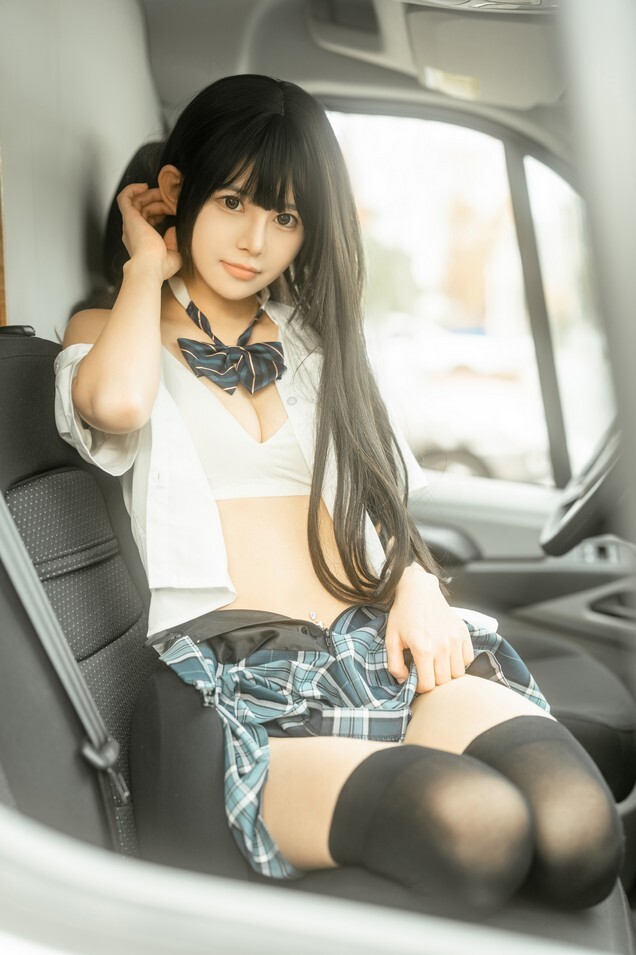 rua阮阮 - 房车jk [41P-445MB]