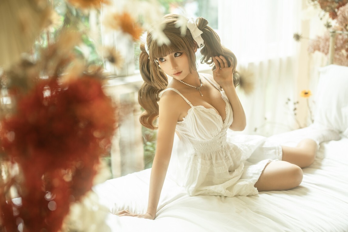 蠢沫沫 - 花床 [34P-225MB]