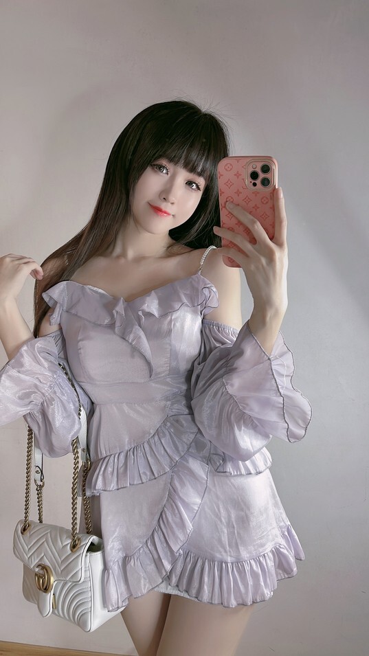 miko酱ww - 自拍系列mikoの肉丝01 [114P-741MB]