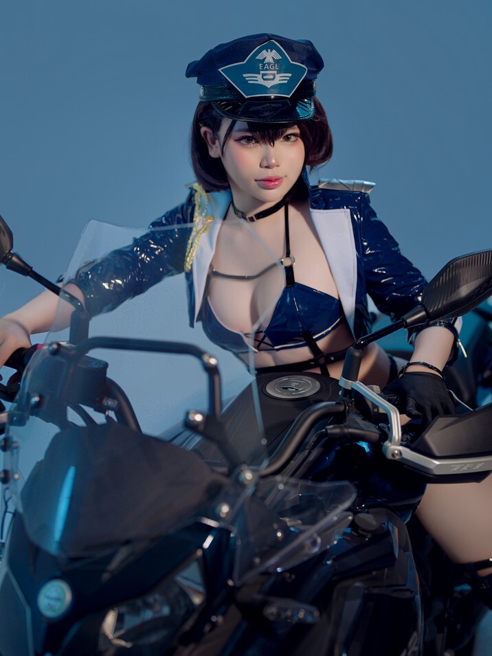 ZinieQ - Baltimore Race Queen (Azur Lane) [41P8V-484MB]