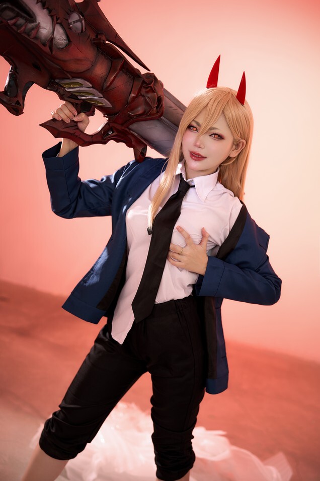 ZinieQ - Power (Chainsaw Man x NIKKE) [37P20V-856MB]
