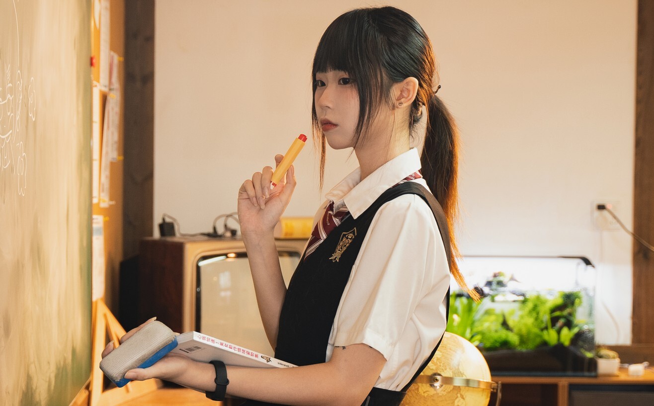 安曜曜 - 教室 放学后 [68P-293MB]