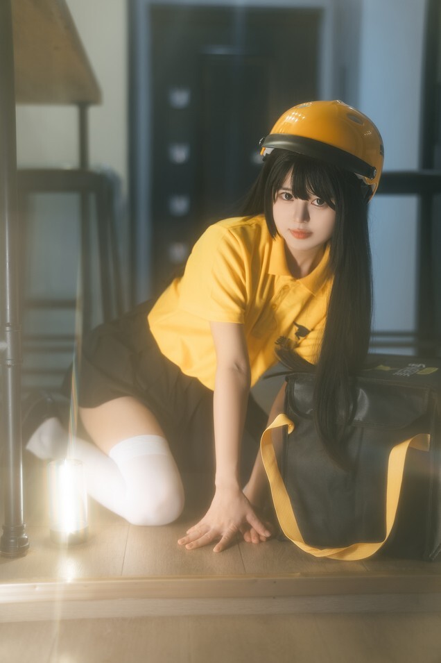 rua阮阮 - 外卖员 [40P-704MB]