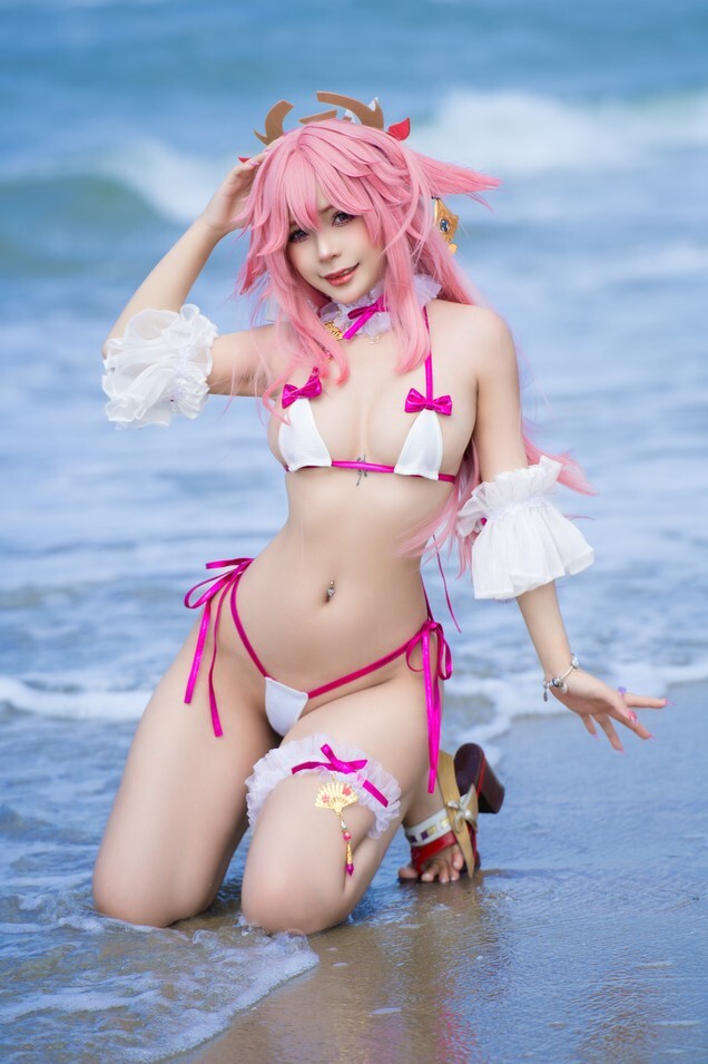 Umeko J - Yae Miko (blossom bikini) [120P16V-2.34GB]
