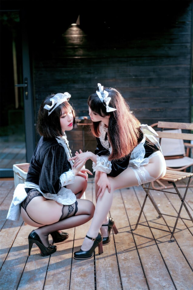 半半子&面饼仙儿 -【BANBANKOxMianZelizer】メイド姉妹 [74P-548MB]