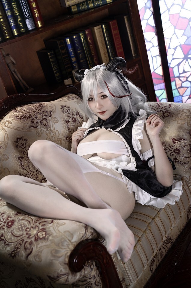 三刀刀miido – 埃吉尔 [28P-209MB]