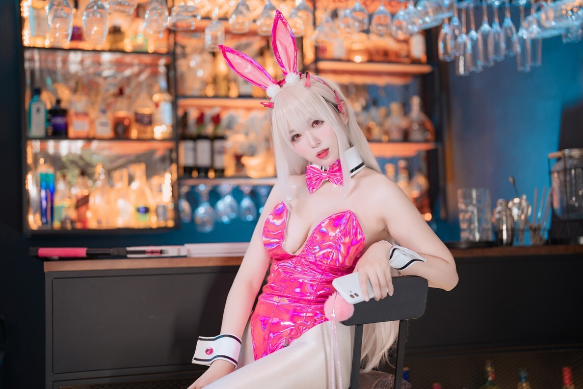 轩萧学姐 – 毒蛇bunny [88P1V-413MB]