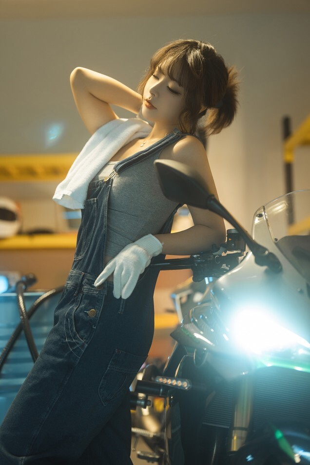 Kokuhui - 机车维修站 [139P-2.01GB]