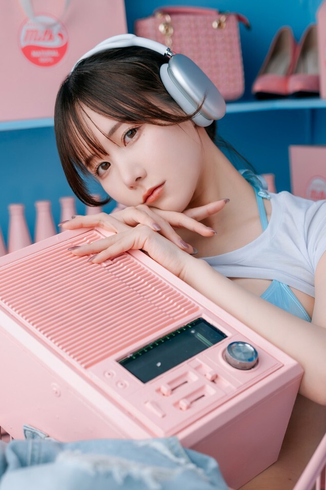 けん研🧪 (けんけん) - PINK×BLUE [101P-225MB]
