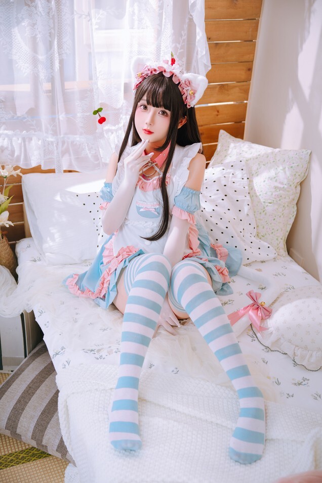 日奈娇 - 兔尾女仆 [121P-1.01GB]