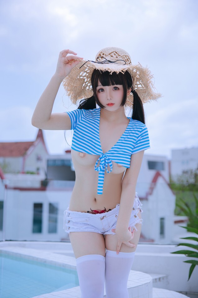 日奈娇 (樱井小莜) - 蓝白条 [150P6V-1.17GB]