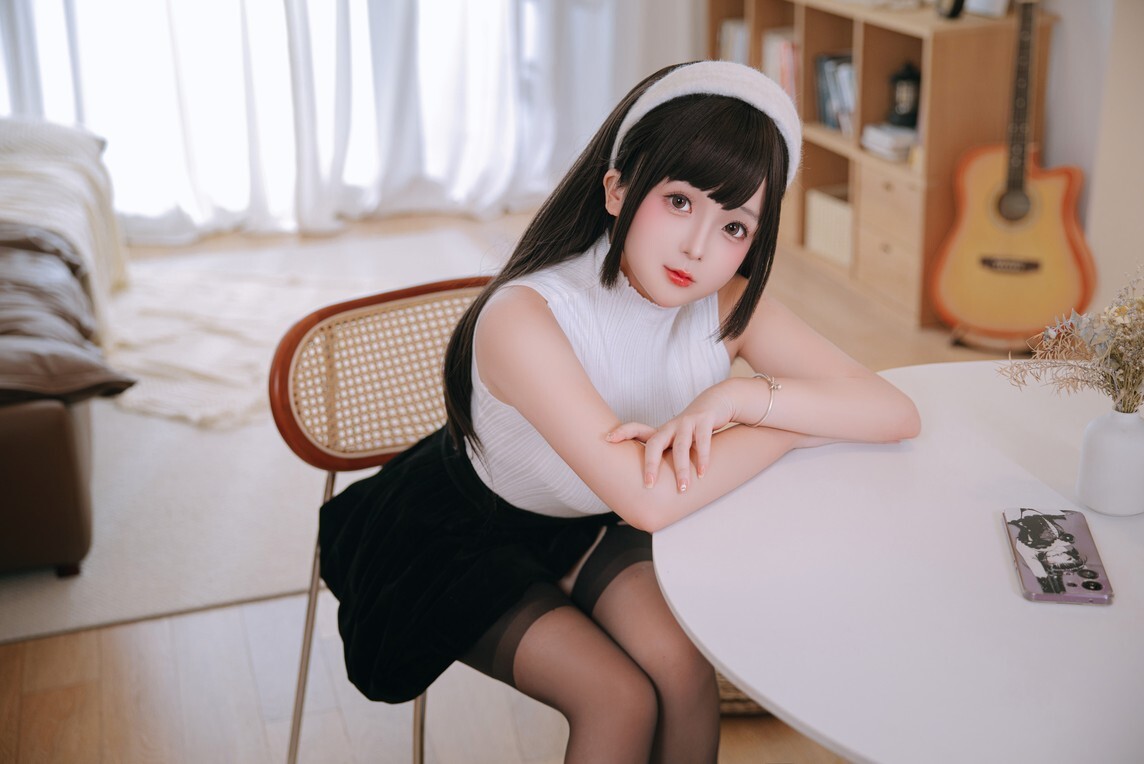日奈娇 (樱井小莜) - 邻家太太 [126P-2.16GB]