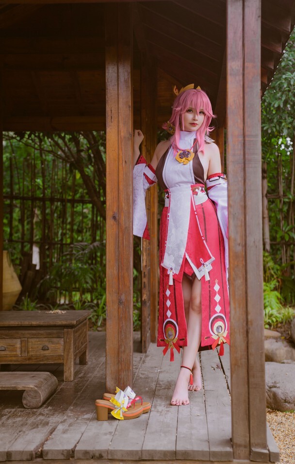 前羽rr - 八重神子Cosplay集 [36P-38.8MB]
