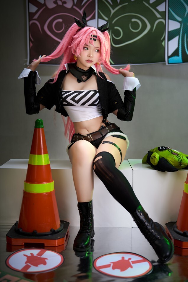 ZinieQ - Nicole Zenless (Zone Zero) [34P7V-451MB]