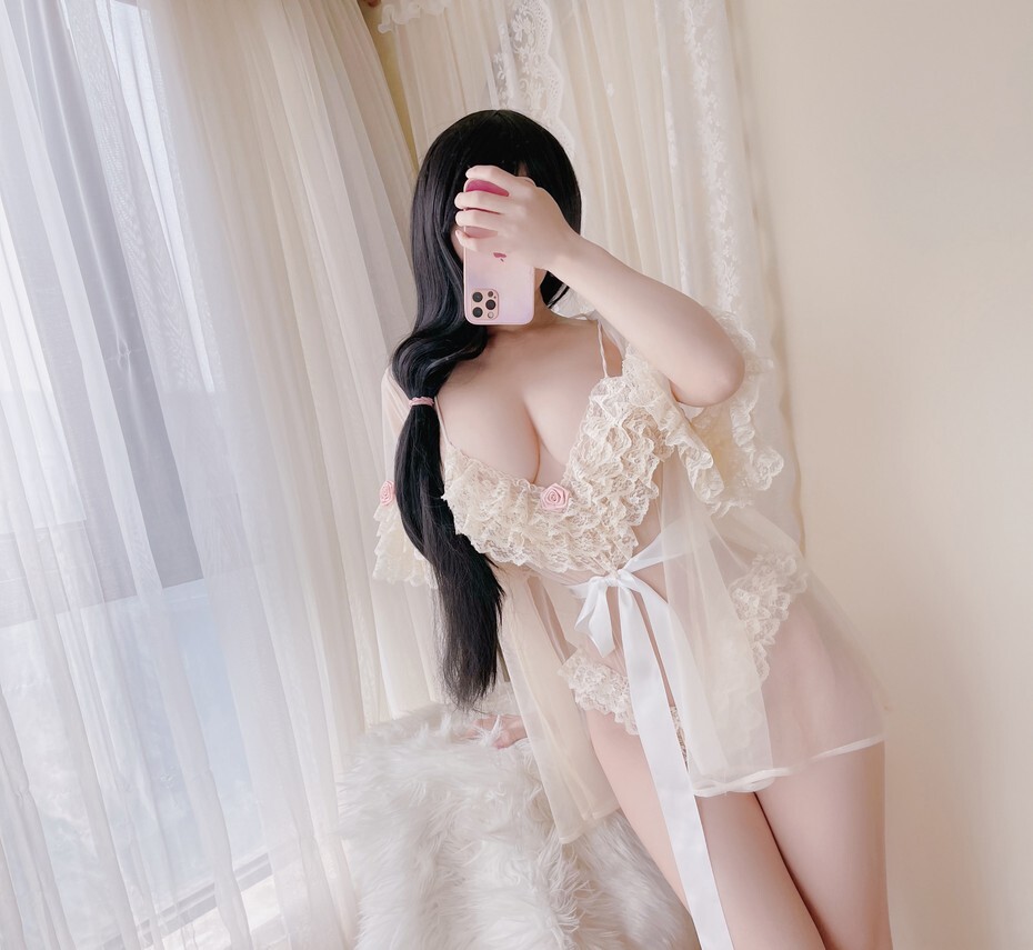 小仓千代w – 情人节 [21P-101MB]