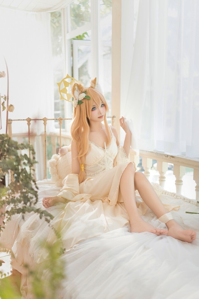 艾西Aiwest - 碧蓝档案 伊落玛丽 睡衣 [34P-102MB]