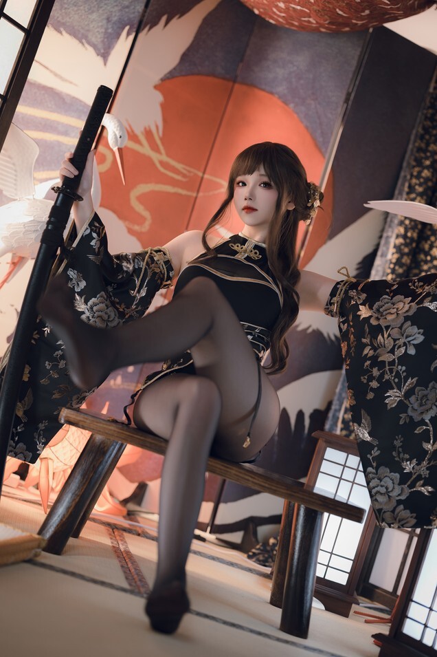 雪晴Astra - 金枝玉叶 [82P10V-2.38GB]