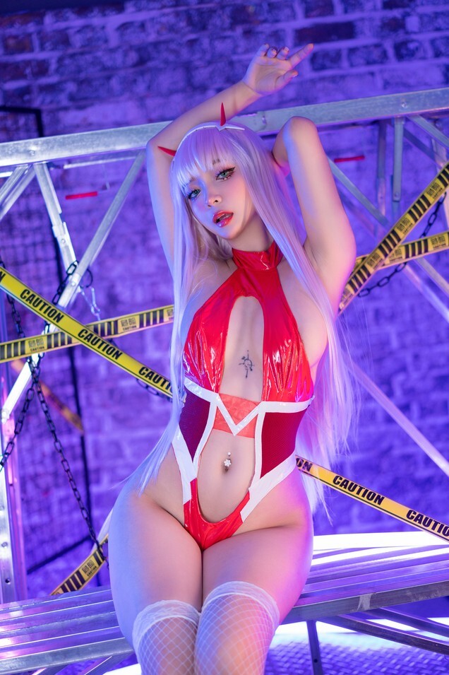 Umeko J - Zero Two [COMPLETE] [76P7V-1.38GB]