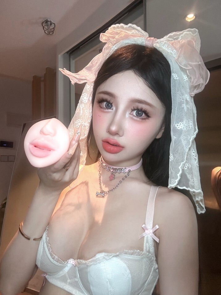你的蛋蛋 – 唇膜 [37P1V-216MB]