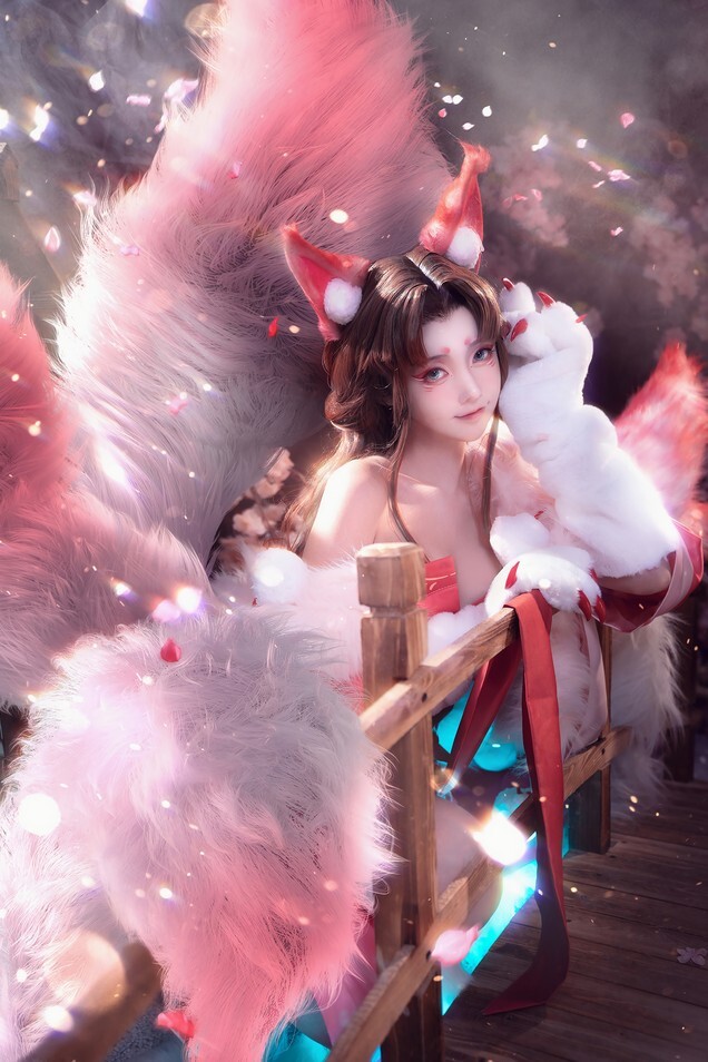 走路摇ZLY - 狐 [12P-102MB]