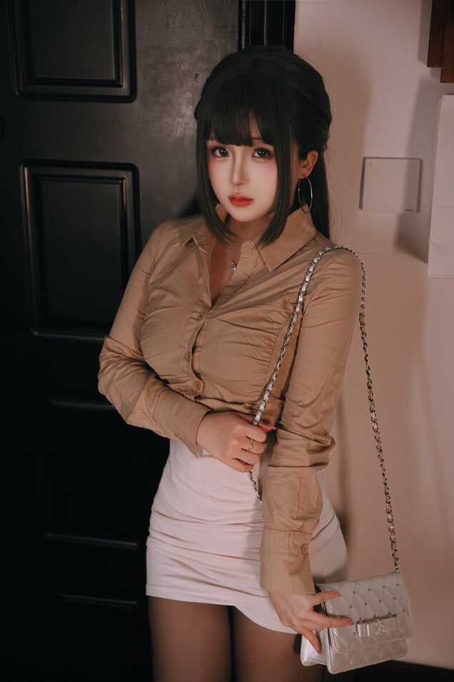 日奈娇 (樱井小莜) - 醉酒同事 [243P8V-2.51GB]