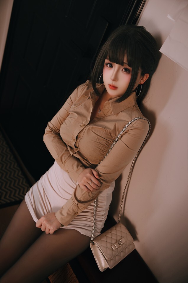日奈娇 (樱井小莜) - 醉酒同事 [243P8V-2.51GB]