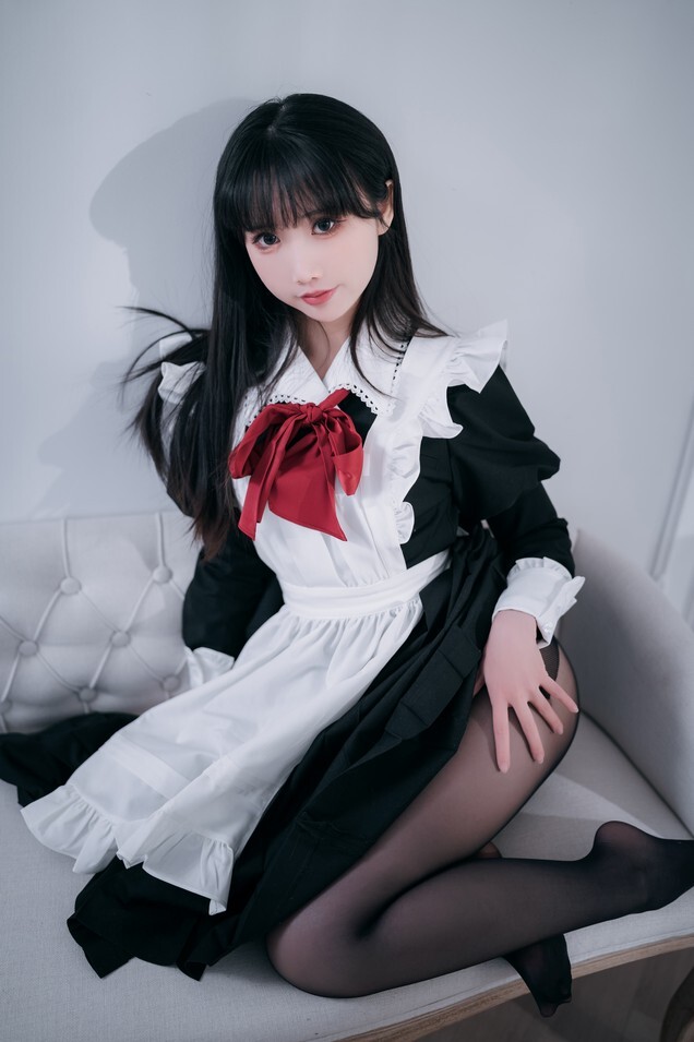 面饼仙儿 - 红高跟女仆 [30P-247MB]