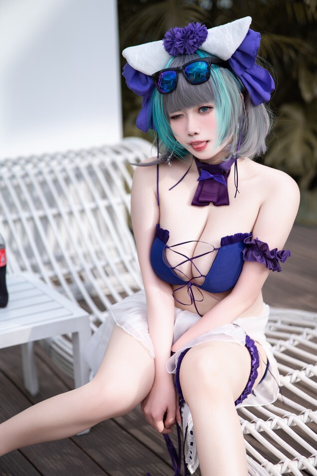 贞子蜜桃 - 碧蓝航线 柴郡泳装 [60P1V-1.19GB]