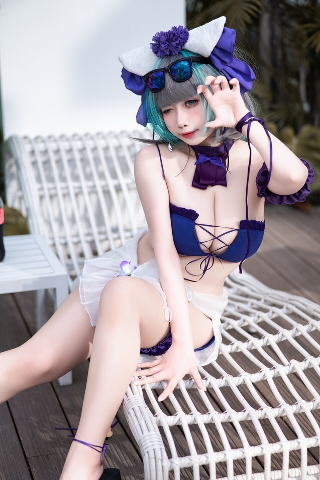 贞子蜜桃 - 碧蓝航线 柴郡泳装 [60P1V-1.19GB]