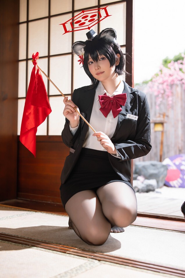 屿鱼 - 春日椿 导游 [55P-155MB]
