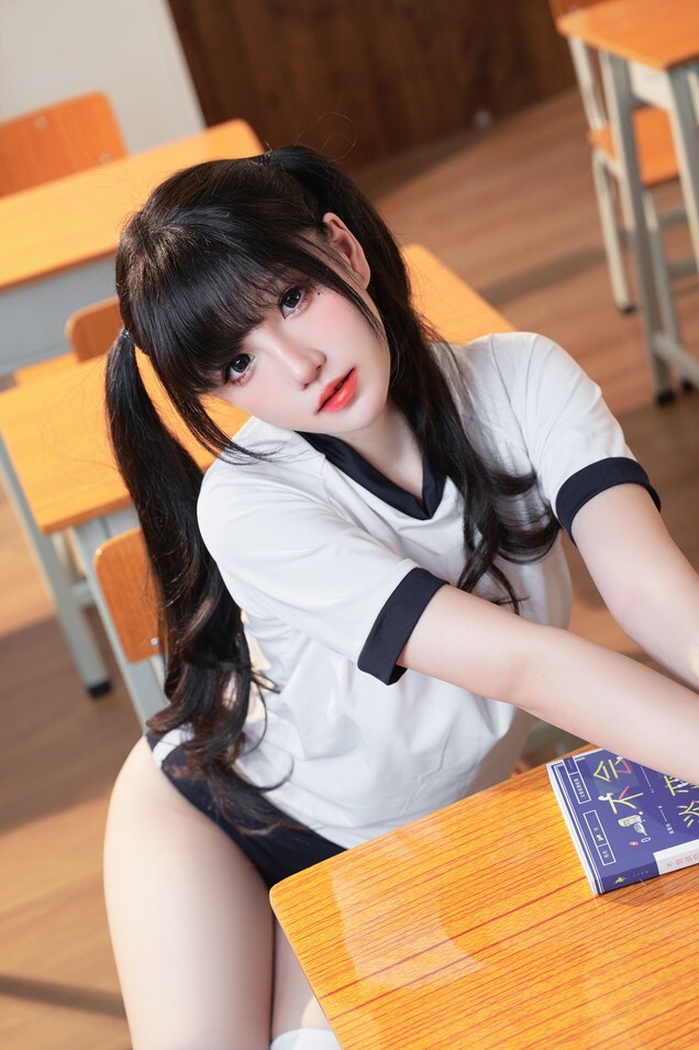 阿薰kaOri - 调教日记 [202P18V-4.74GB]