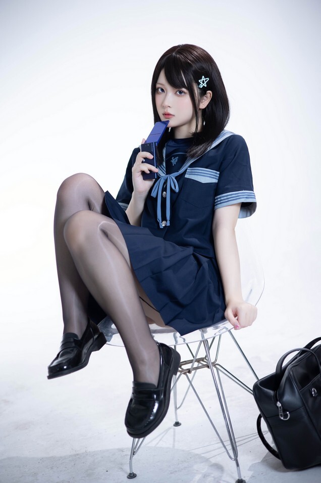 屿鱼 - 竞泳 [28P-108MB]