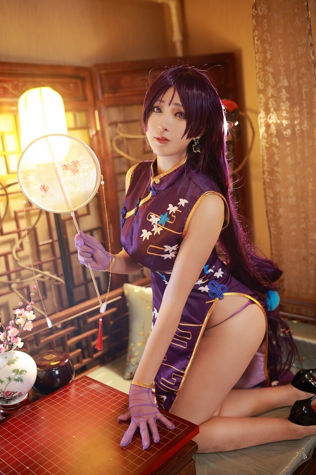 小容仔咕咕咕w - 源赖光写真本 赠送电子图 [50P-422MB]