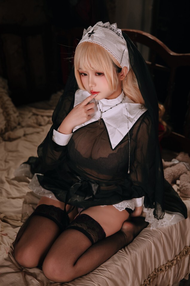 日奈娇 (樱井小莜) - 禁忌修女 [180P3V-1.53GB]