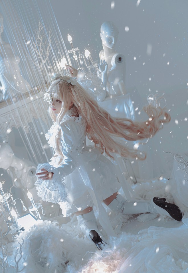 墨色的团子_墨舒 - 雪华绮晶 [17P-79.9MB]