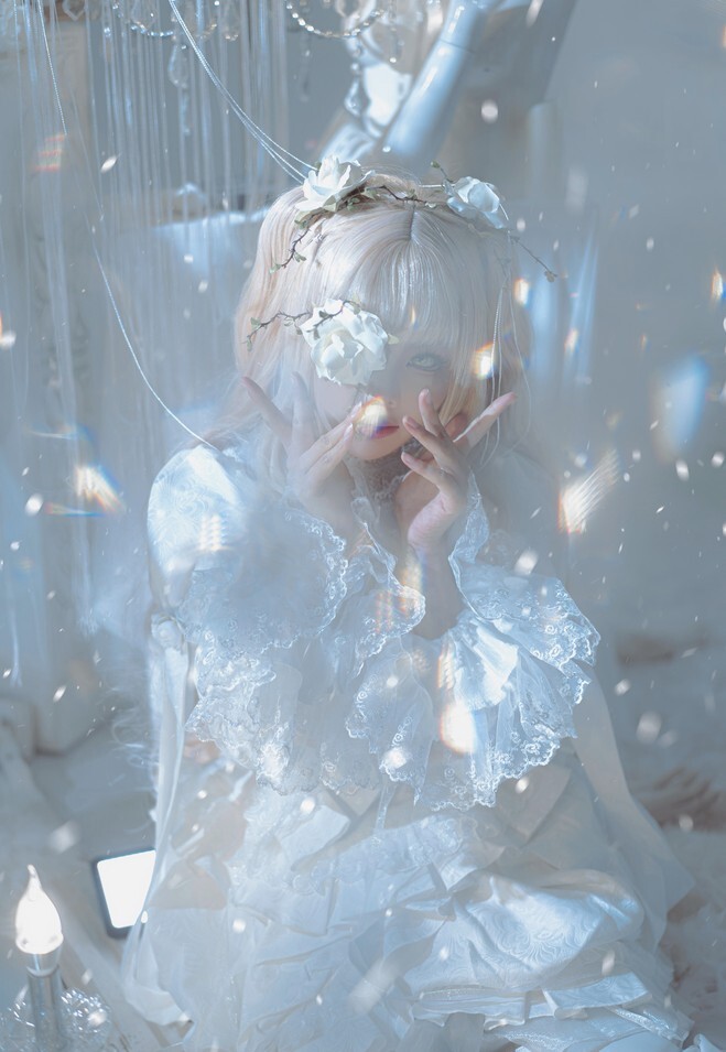 墨色的团子_墨舒 - 雪华绮晶 [17P-79.9MB]