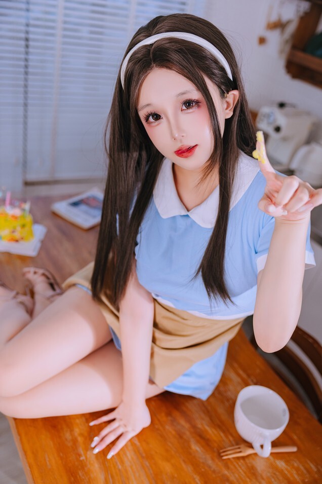 日奈娇 (樱井小莜) - 蛋糕售卖员 [181P5V-1.47GB]