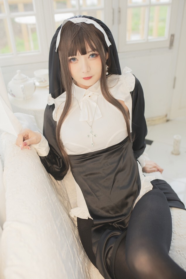 51酱 - 修女 [24P-225MB]